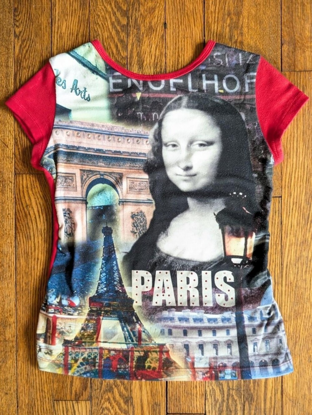 Vintage Y2k Mona Lisa Paris Walt Disney World Baby Tee T-shirt